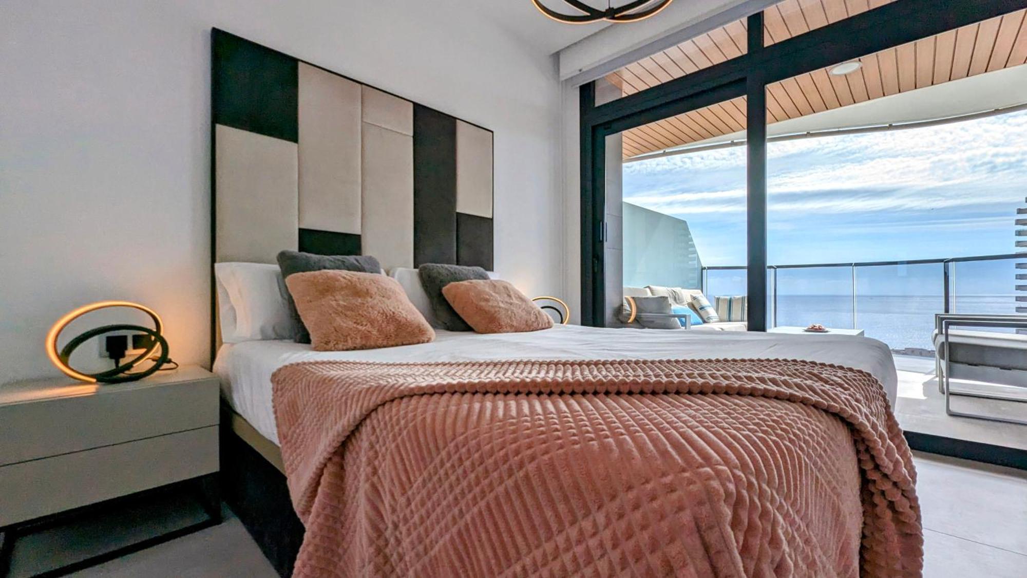 Sunset Waves Luxury Apartment Benidorm Exteriör bild
